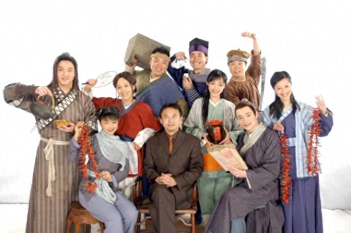 今天，郭芙蓉终于能“赎身”了！《武林外传》开播20周年，佟掌柜没骗我们：20年弹指一挥间