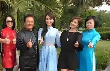 雷洪再婚享甜蜜生活，71岁与22岁娇妻共筑爱巢