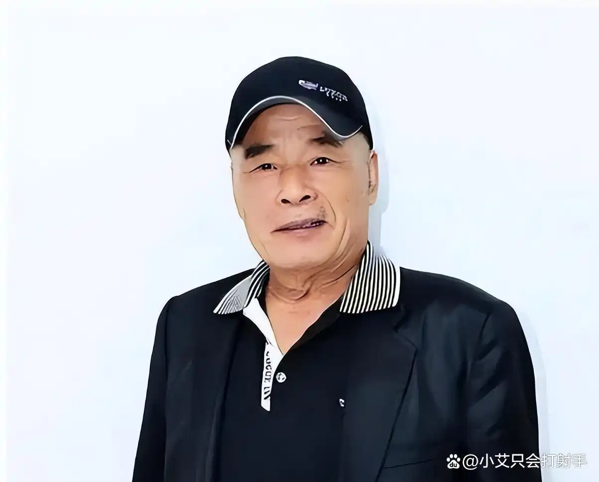 “6个老婆”同住一屋，每月人均7万零花钱，71岁又娶第7房娇妻