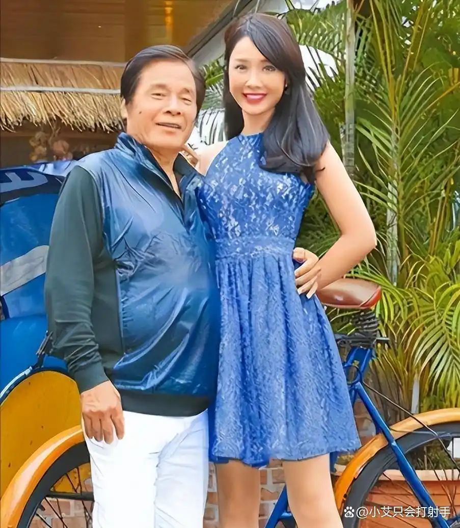 “6个老婆”同住一屋，每月人均7万零花钱，71岁又娶第7房娇妻