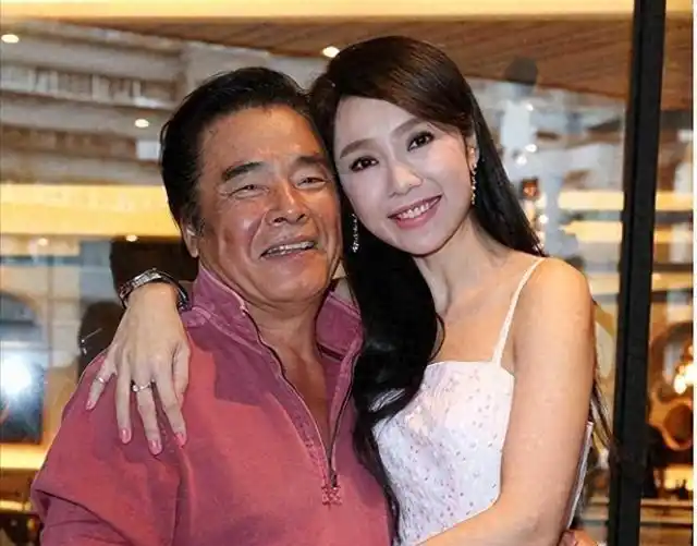 “6个老婆”同住一屋，每人每月7万零花钱，71岁又娶第七房小娇妻