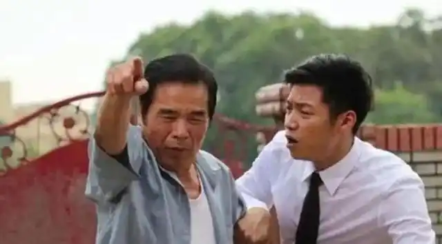 “6个老婆”同住一屋，每人每月7万零花钱，71岁又娶第七房小娇妻