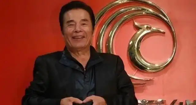 “6个老婆”同住一屋，每人每月7万零花钱，71岁又娶第七房小娇妻