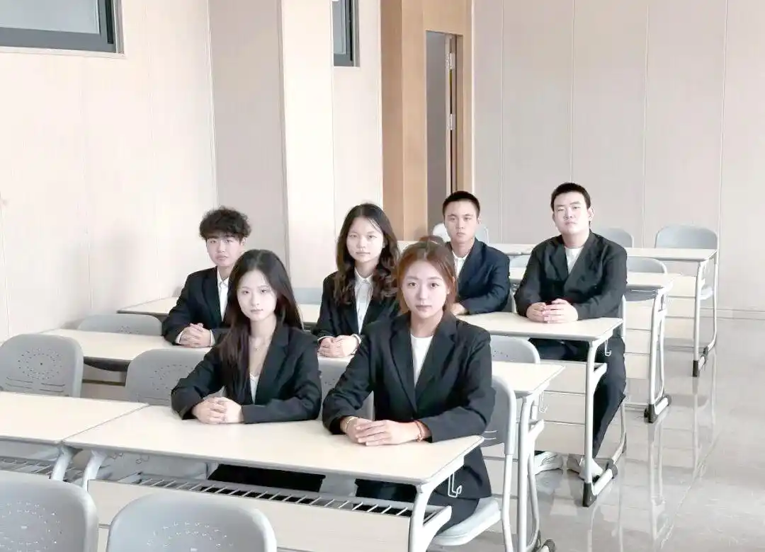 学生会纳新：共筑无悔青春