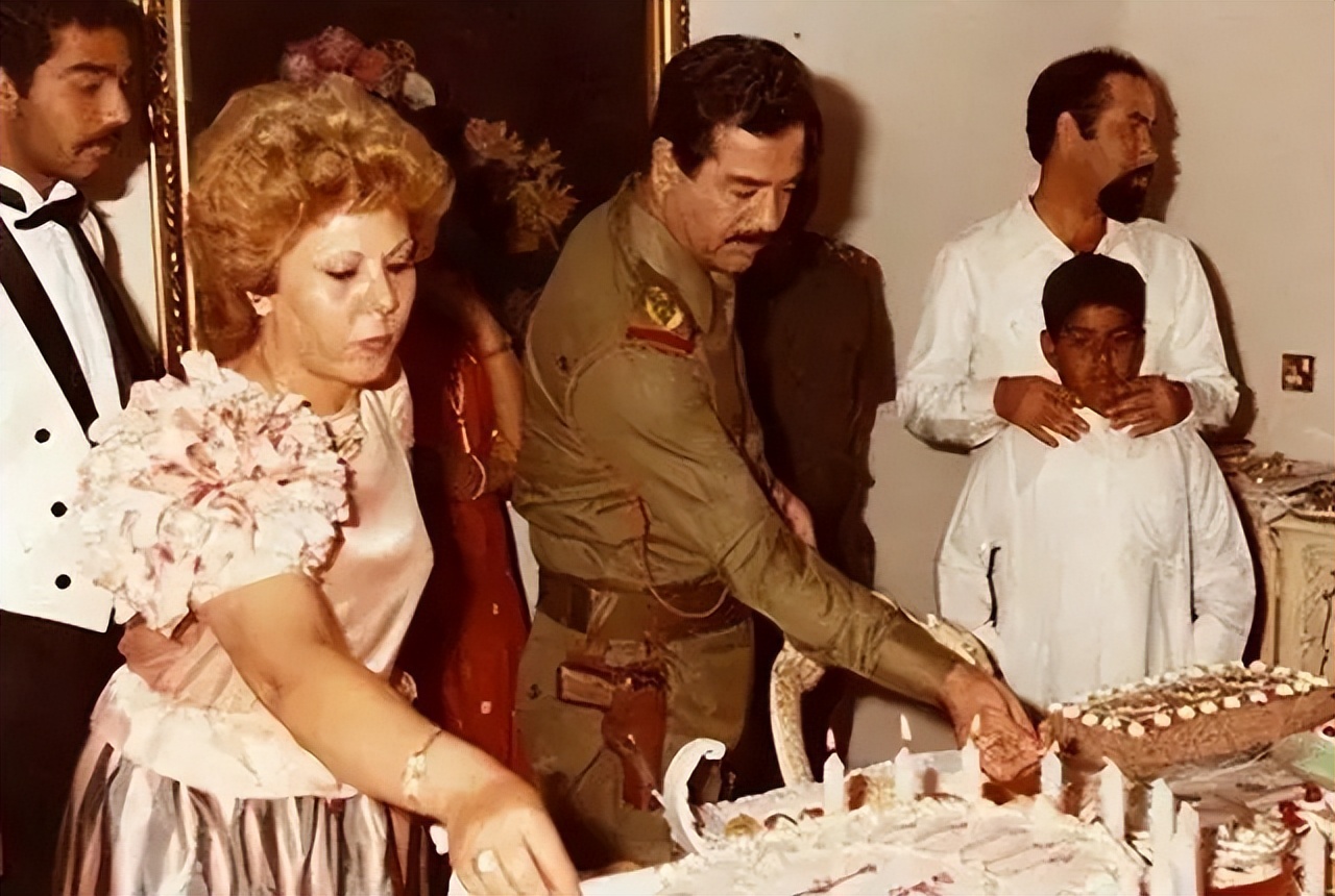 萨达姆到底残暴到什么地步？情人回忆：只要他活着，我就害怕！