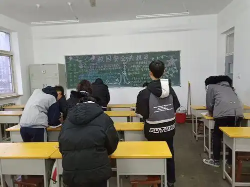 学生会纳新全面启动：新学期精彩新体验