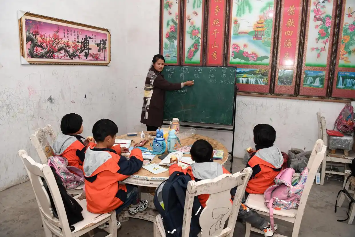 “一式四份”，来看四胞胎之家的脱贫喜悦