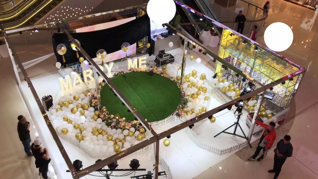 男友昨天没给我发520块的红包，我想分手了