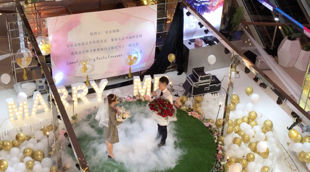 男友昨天没给我发520块的红包，我想分手了