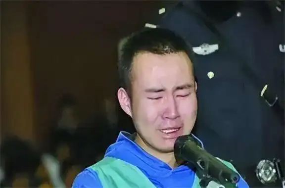 惊人！大学生药家鑫被判死刑，捐眼角膜请求竟被父亲这样拒绝