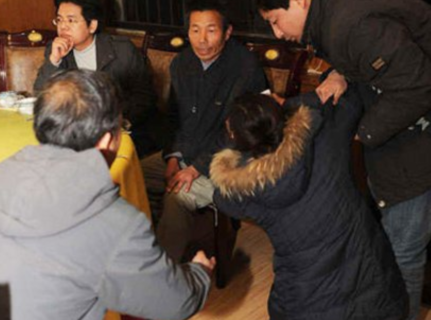 回顾怯懦少年药家鑫的“毁灭史”，经历的家庭教育，比你想得更糟糕