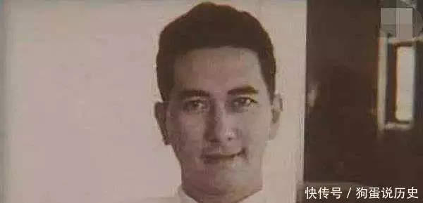 赌王何鸿燊一生风流倜傥，为何不与原配合葬？两个原因太真实