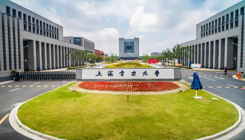 中分段想进国家电网，东北电力、上海电力和三峡大学，怎么选呢？