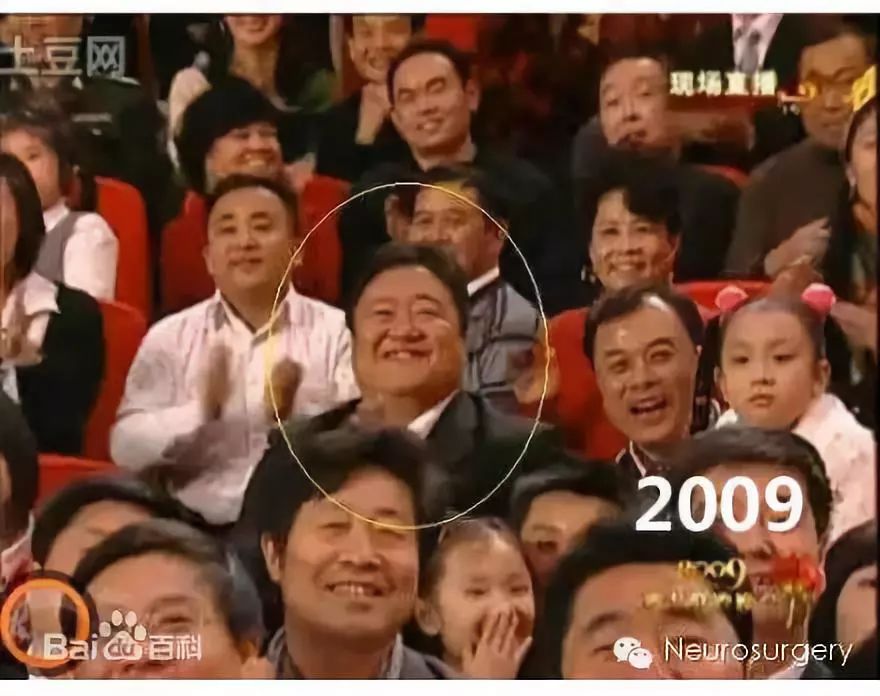 霸屏春晚19年的“笑脸哥”，今年没见着？原来……