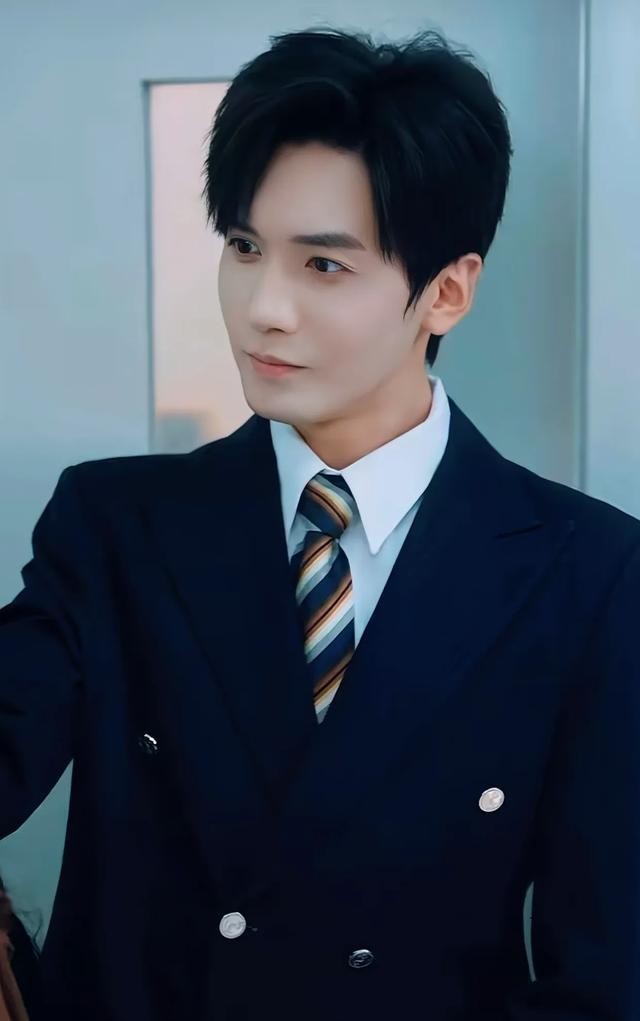 12月4日短剧上新暴击！7部新剧扎堆上线