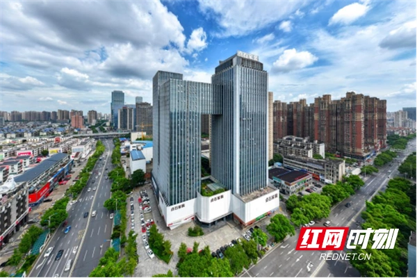 工程为本！点石家装集团四度蝉联“领跑者”