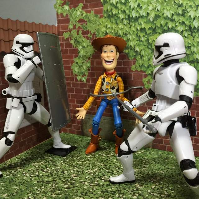 再也不怕乱入狂！女性手办救星防爆警察配件发售