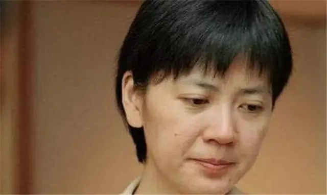 从电视一姐到阶下囚，沈冰渐变人生的背后，究竟藏着怎样的秘密？