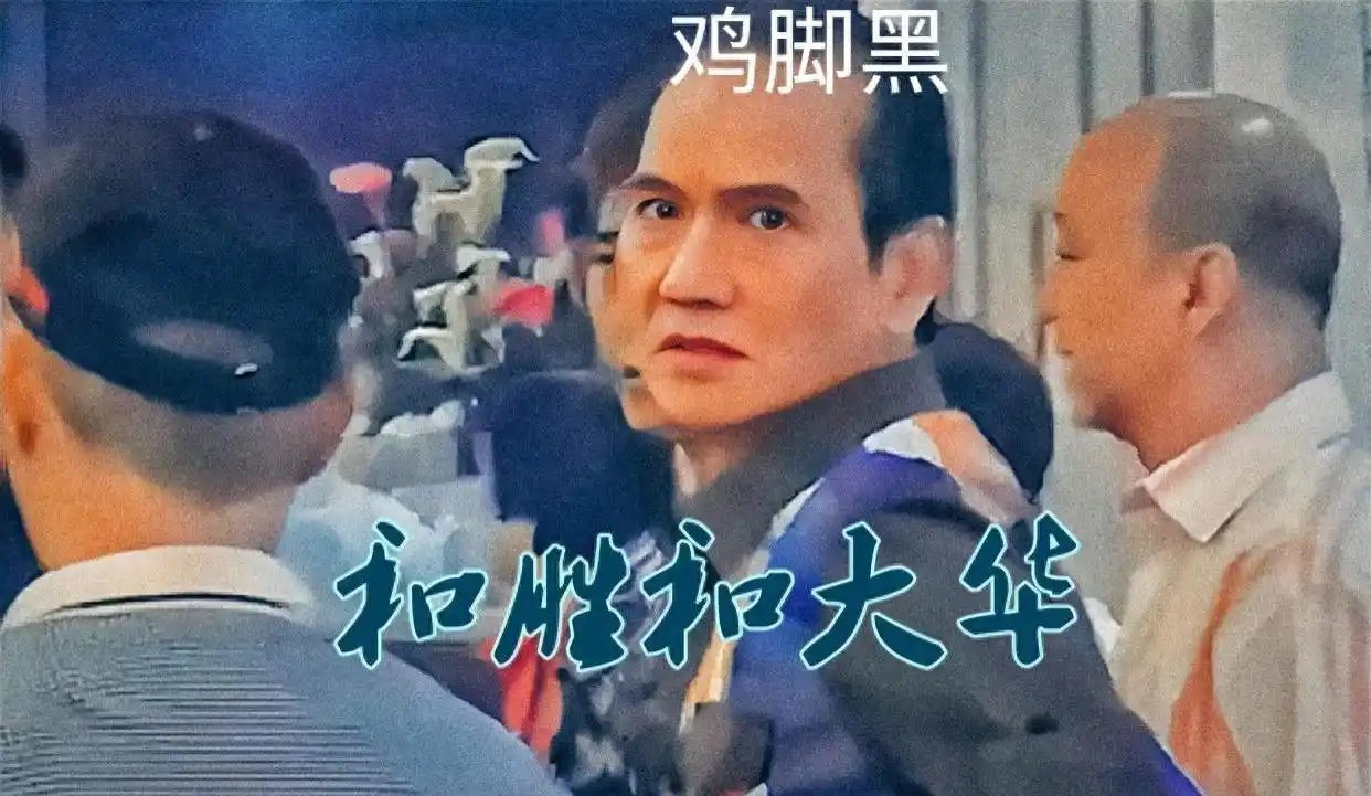 新义安“尖东霸王”李泰龙:被砍数十刀暴毙街头,家人承诺不报仇