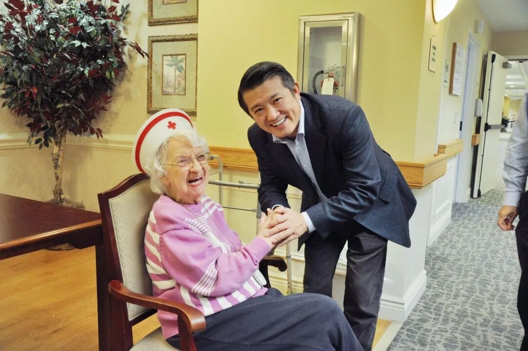 这家世界500强企业，如何做到把“人”放在心中？