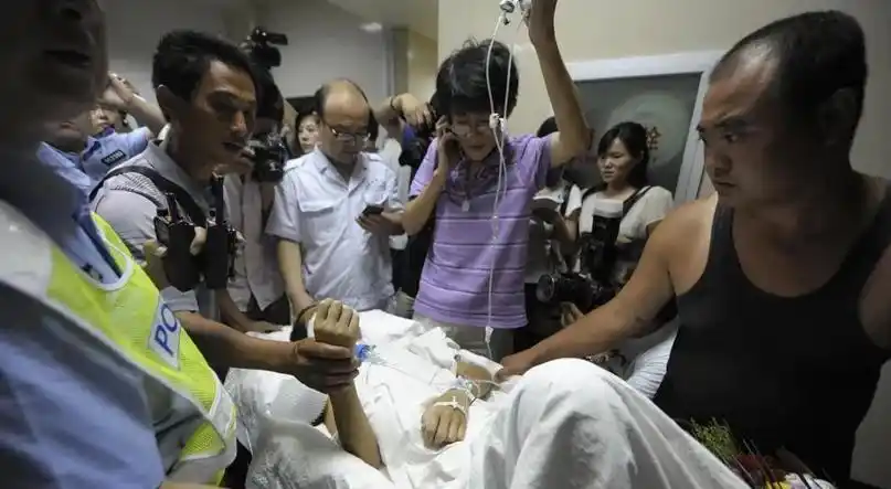 12岁山东男孩遭工友恶作剧，高压泵灌气致五脏重创！