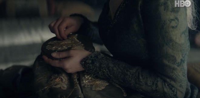 坦格利安发家史|耳目一新！《龙之家族》第二季片头大变样