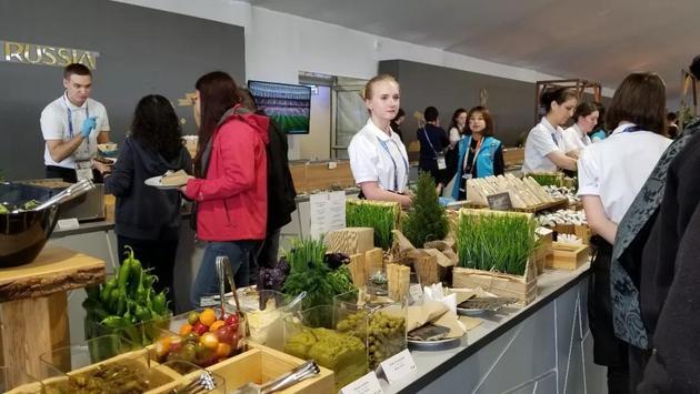 我在莫斯科看世界杯：中文比英文好用，人民币比卢布好用