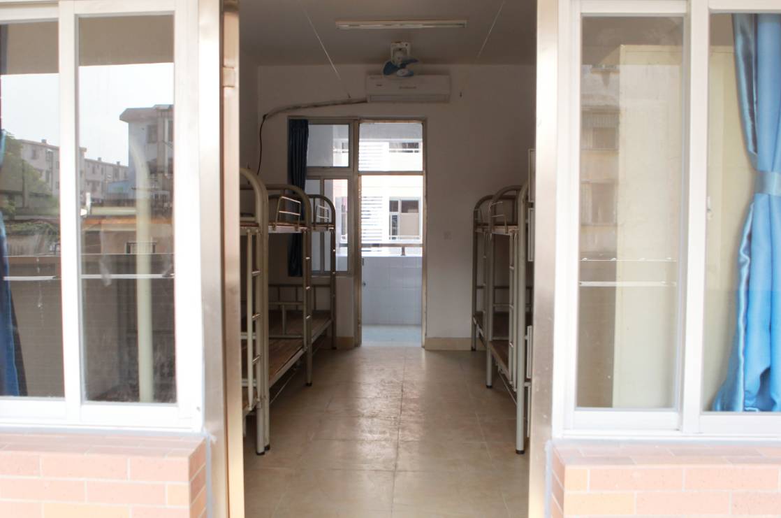 中山这所知名中学搬了，新校区9月1日开学！大量高颜值美图流出