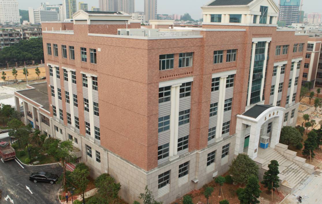 中山这所知名中学搬了，新校区9月1日开学！大量高颜值美图流出