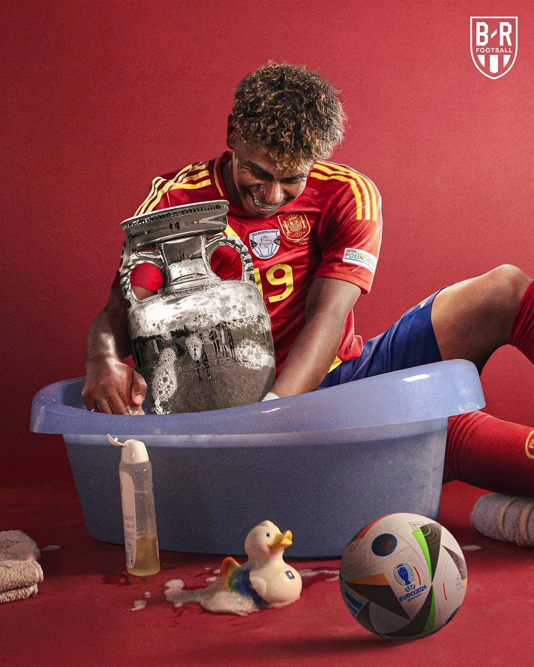 啥叫含金量？西班牙踩着四个世界冠军，带回第四个欧洲冠军！