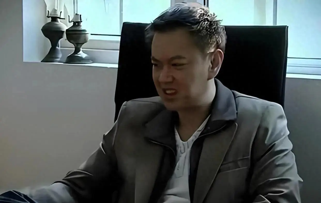 《蜗居才懂42岁的宋思明为什么会对清汤挂面般的郭海藻如此痴迷？