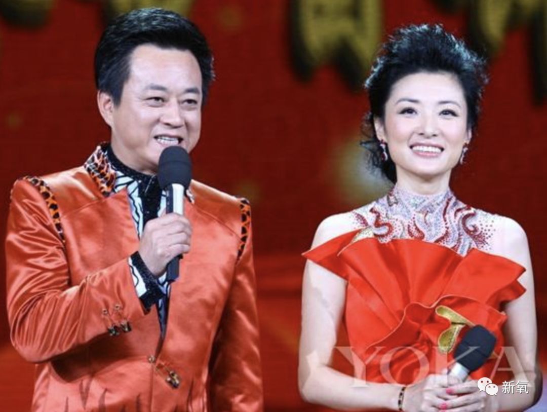 被誉为统一男女审美的超美女主播李红，隐婚嫁富豪后美出新高度！