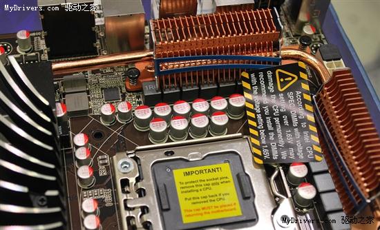 华硕X58 杜蕾斯V2+I7 920 超频测试ing