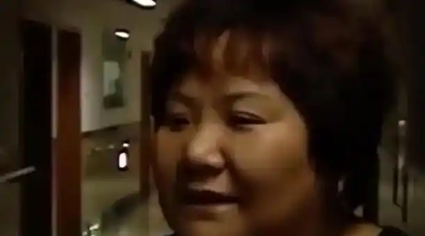 12年前因无钱治疗在家锯腿求生的河北男子，现在过得如何？