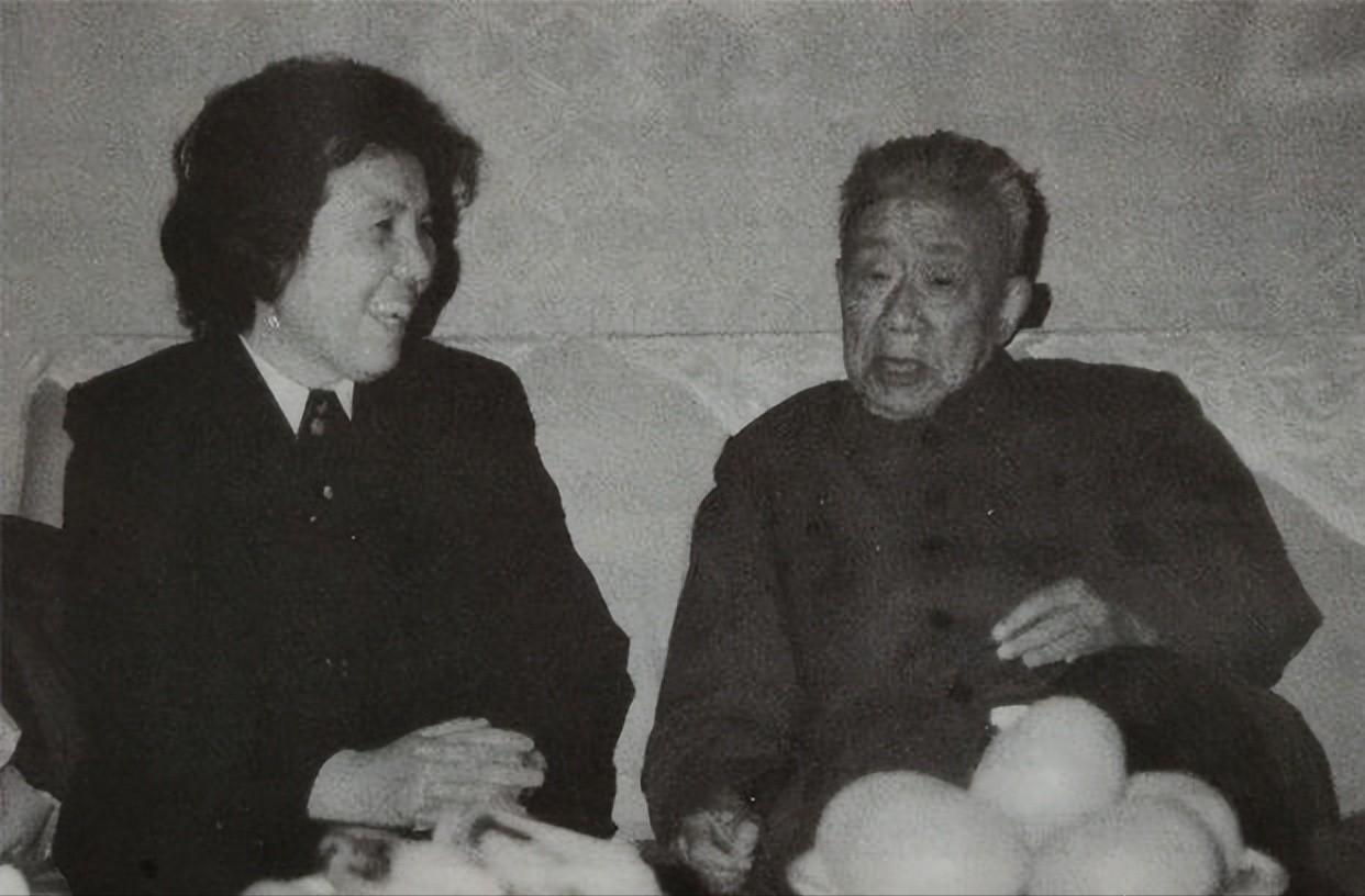 1987年江西教师看到一篇烈士悼文后，致信副总理：我母亲是您女儿