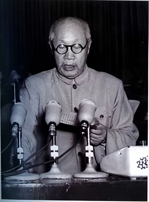 1987年江西教师看到一篇烈士悼文后，致信副总理：我母亲是您女儿