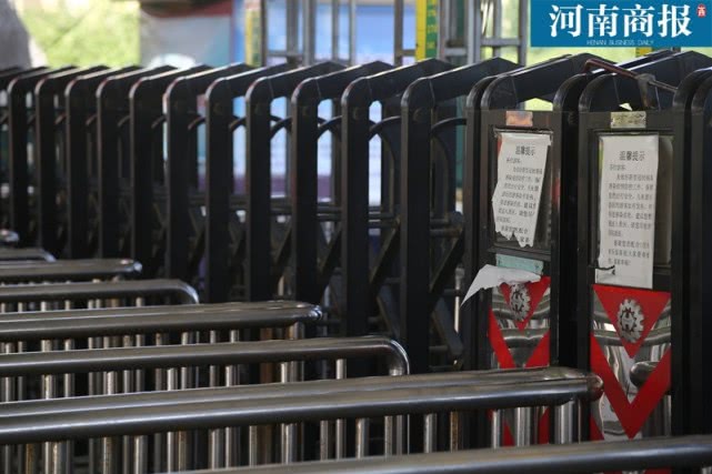 再探郑州世纪欢乐园：曾经忙碌的游乐设施如今一片萧瑟，恍如隔世…