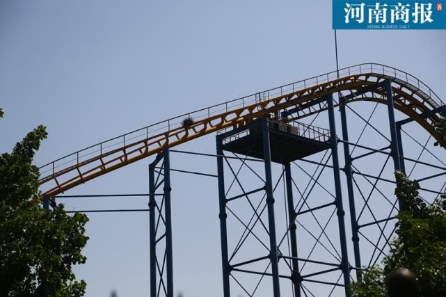 再探郑州世纪欢乐园：曾经忙碌的游乐设施如今一片萧瑟，恍如隔世…