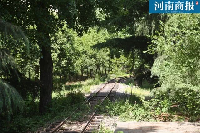 再探郑州世纪欢乐园：曾经忙碌的游乐设施如今一片萧瑟，恍如隔世…