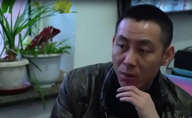 灵车司机接过2000多具遗体，唯独一种让他崩溃，不敢回头看！