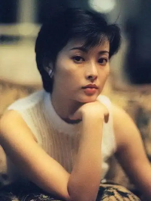 袁立与他共同生活了12年，奉献了青春年华