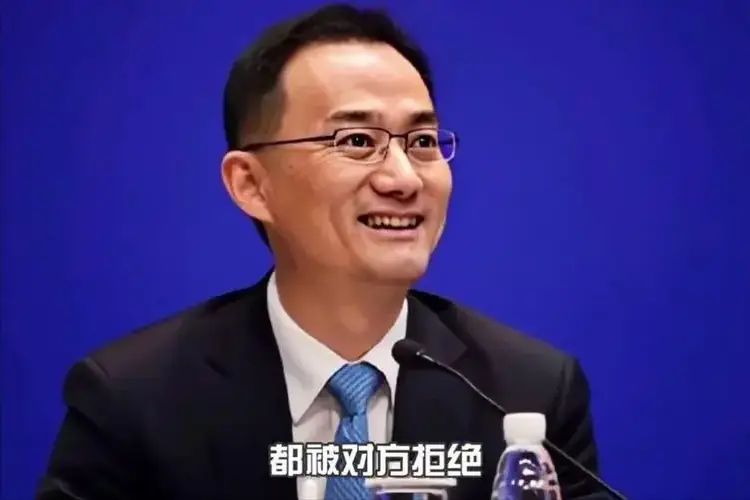 同居12年未果，徐威转身娶小20岁张怡宁，袁立3婚至今未生子！