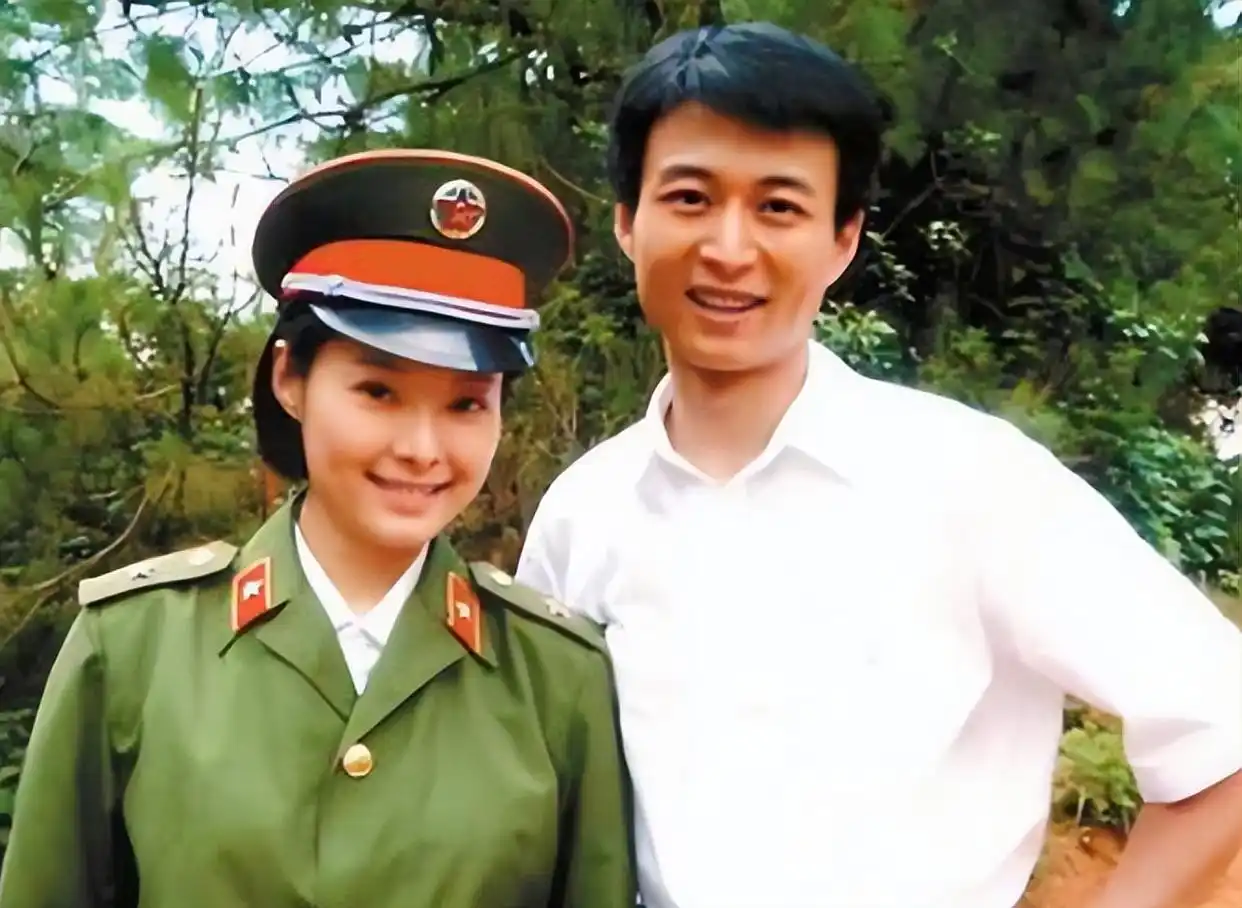 回顾徐威：与袁立分手后，转身娶冠军张怡宁，婚后生两子幸福美满