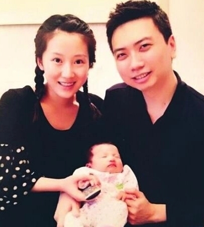 《蜗居》播出12年,男一号成“叔圈顶流”,男二号却惨遭封杀