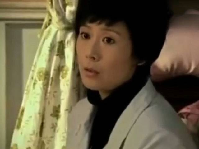 《蜗居》播出12年,男一号成“叔圈顶流”,男二号却惨遭封杀