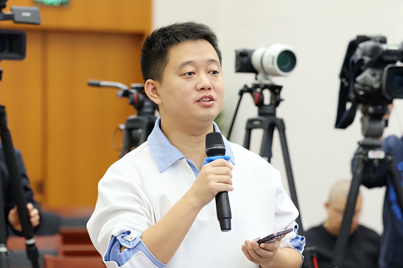 《关于提升网络交易平台产品和服务质量的指导意见》专题新闻发布会实录