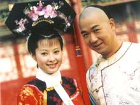 突然三婚、刚网友、丈夫小她11岁，46岁袁立终于把自己活成杜小月