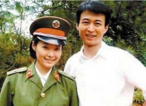 突然三婚、刚网友、丈夫小她11岁，46岁袁立终于把自己活成杜小月