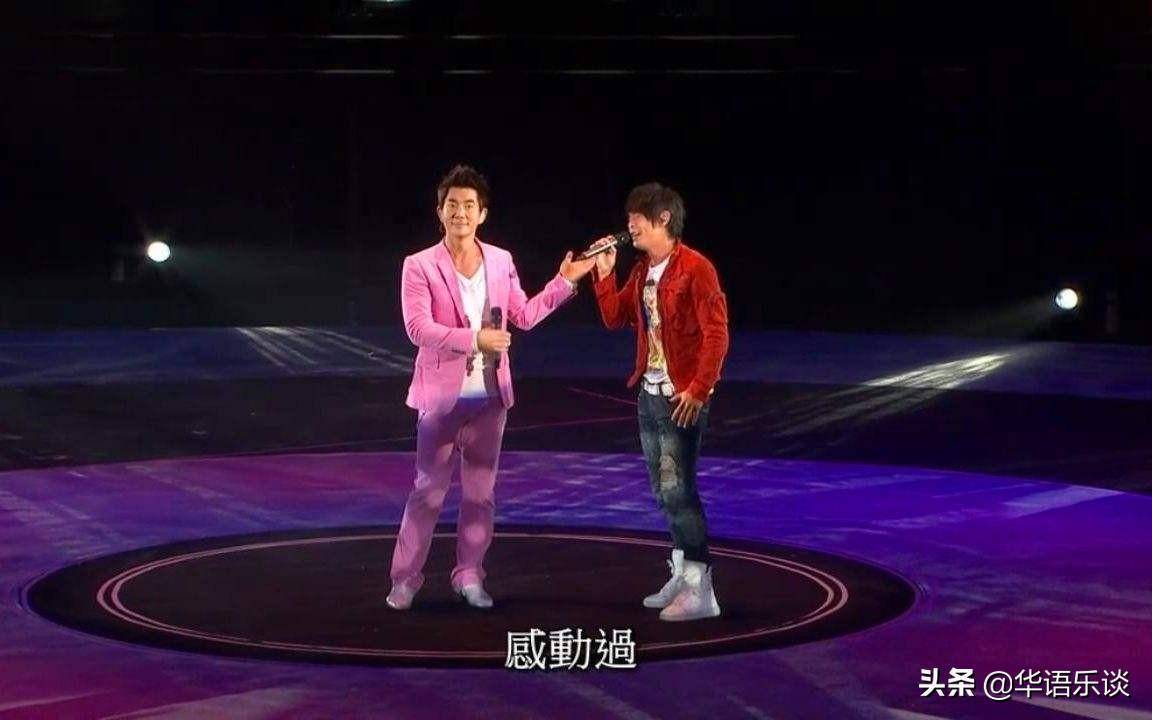 “张牙伍爪”再度归来：那些经典的男歌手舞台CP，你记得几对？