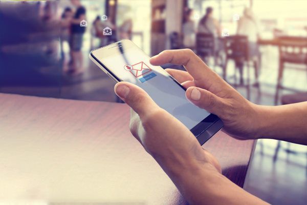 如何调用国际短信API接口:一份简明的技术指南